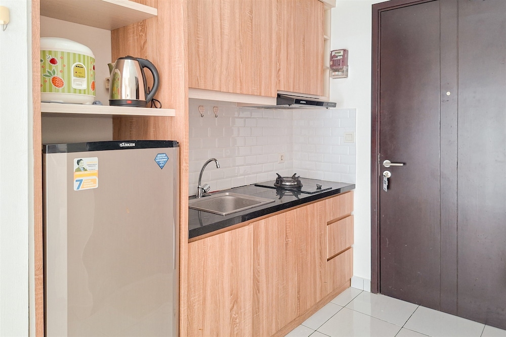 Neat Studio Apartment Near Ice Bsd At Casa De Parco