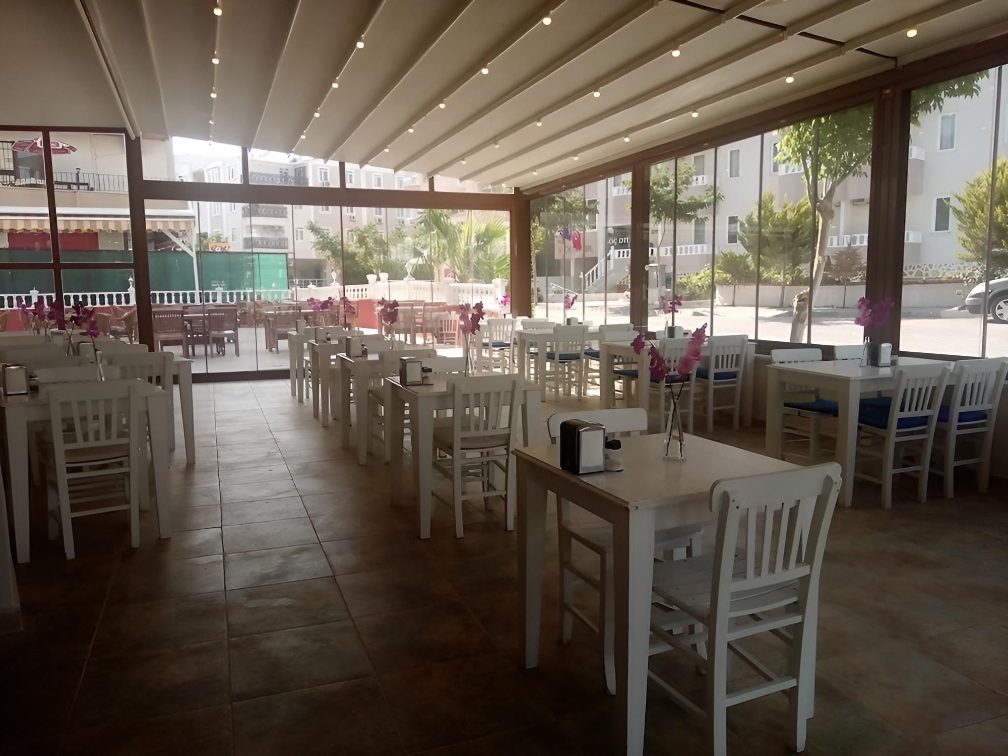 Mood Beach Hotel