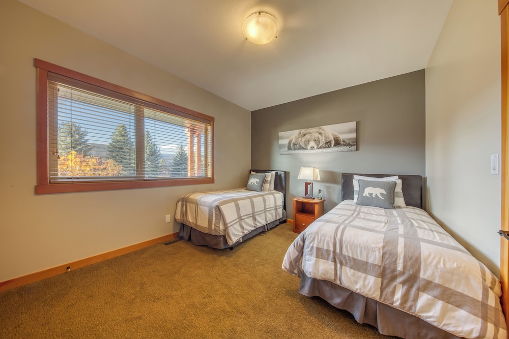 Fairmont Creek Property Rentals The Residences