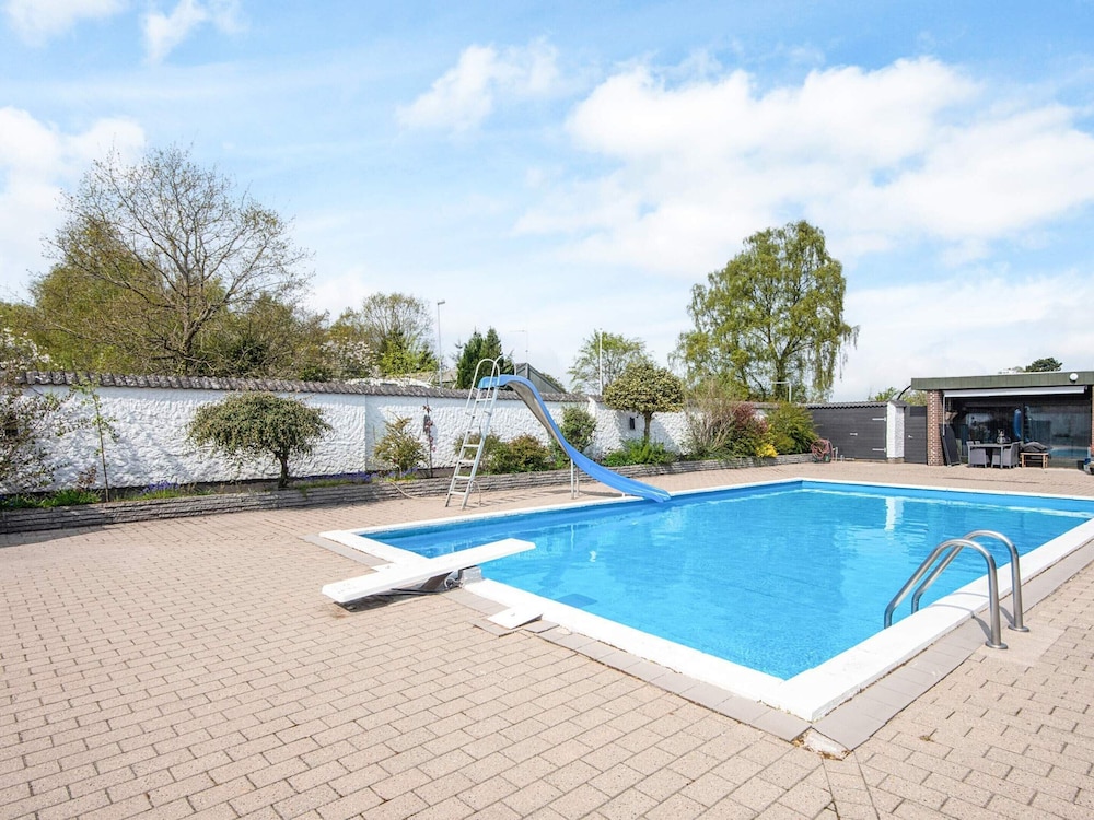 4 Person Holiday Home in Glesborg
