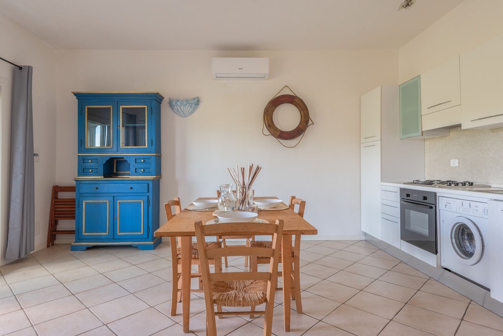 Baia Bianca Apartments Sardinia