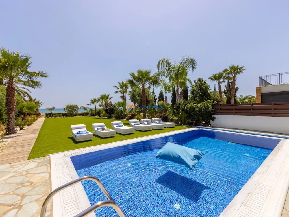 Ayia Napa Seafront Ionion Villa H5