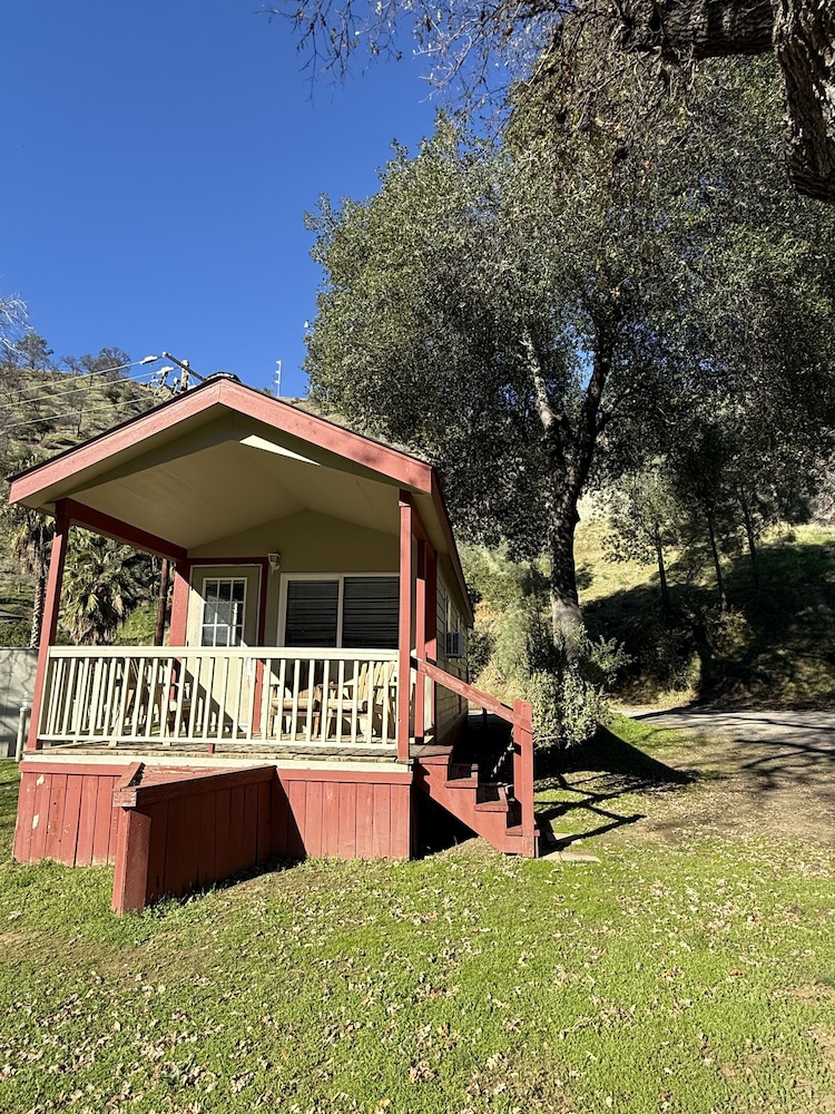 Canyon Creek Resort