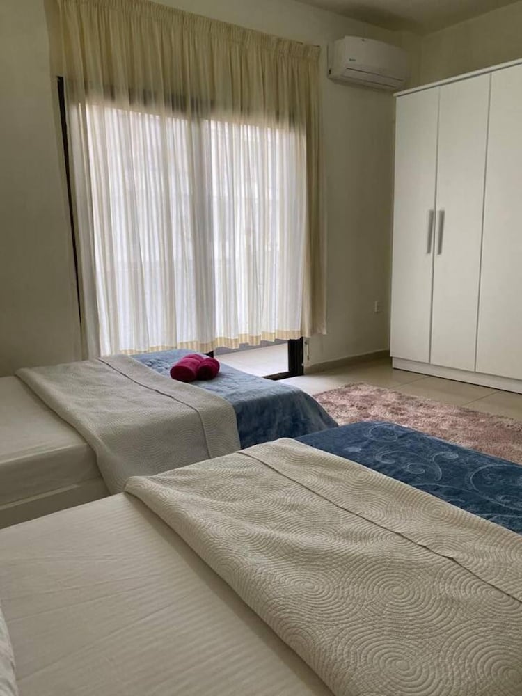 Dolphin Apt in Beirut Metn With 24h Electricity view 4