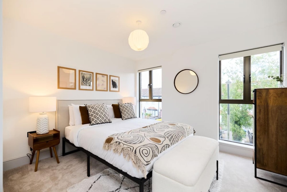 The South Wimbledon Hideout - Fancy 1bdr Flat With Balcony