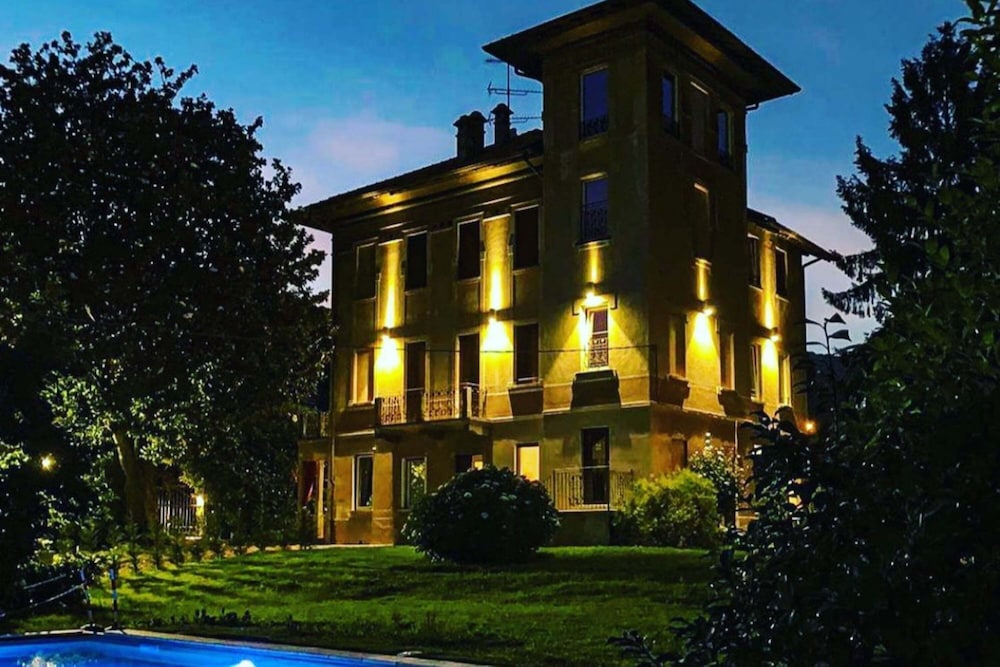 Ortensia Apartment in Villa Jejia