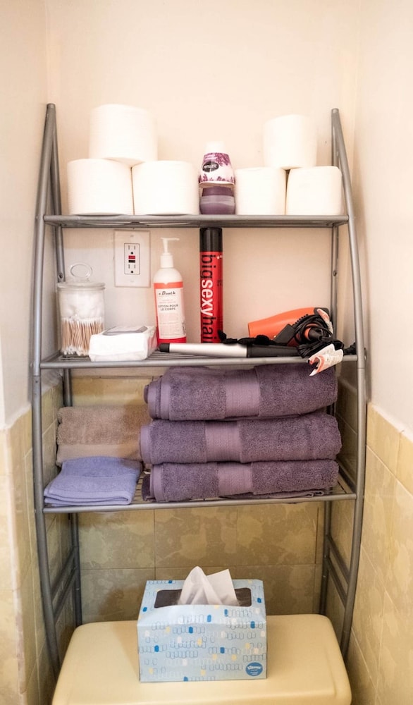 Charming Quiet Studio Right Off Central Park West