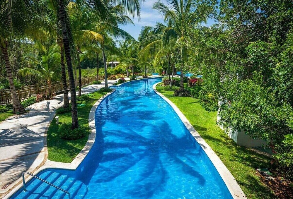 2BD Grand Luxxe Vidanta Resort RM