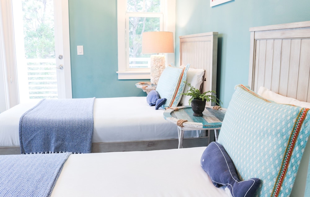 Serenity by the Sea by Avantstay Walk to Beach Pool Access