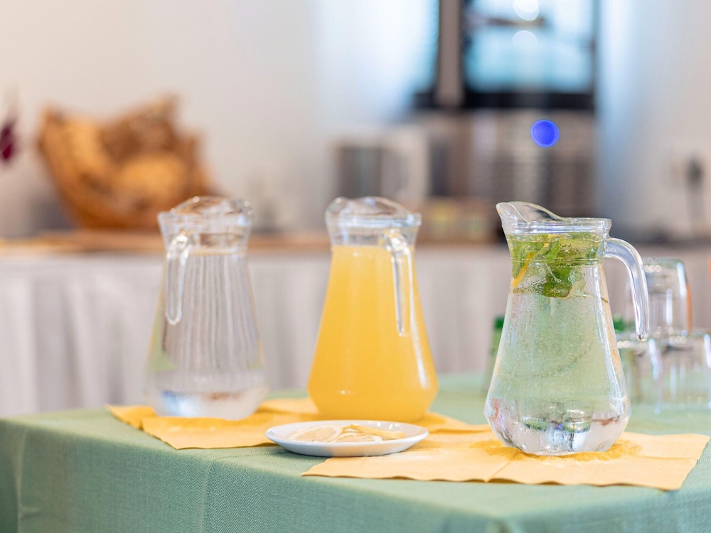 Beautiful Exclusive Pool Villa - Close to Spoleto bar Shops, Restaurants - Property Image 51