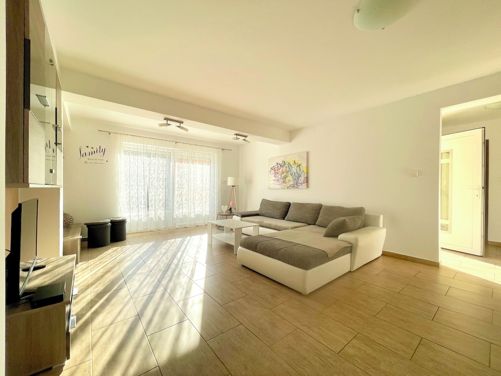 Villa Eternity