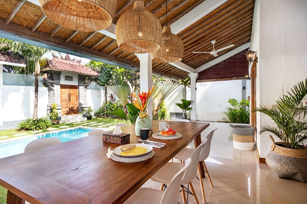 Bali Villa Near the Beach, 2030 view 5