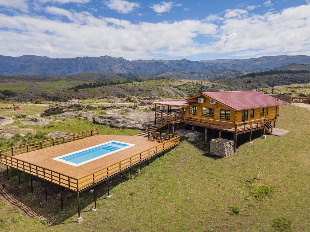 ALMA SERRANA SUITES