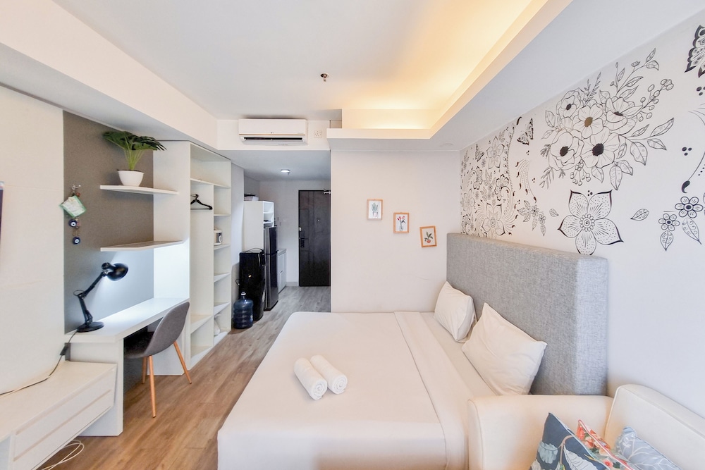 Best Deal Studio at Patraland Amarta Apartment