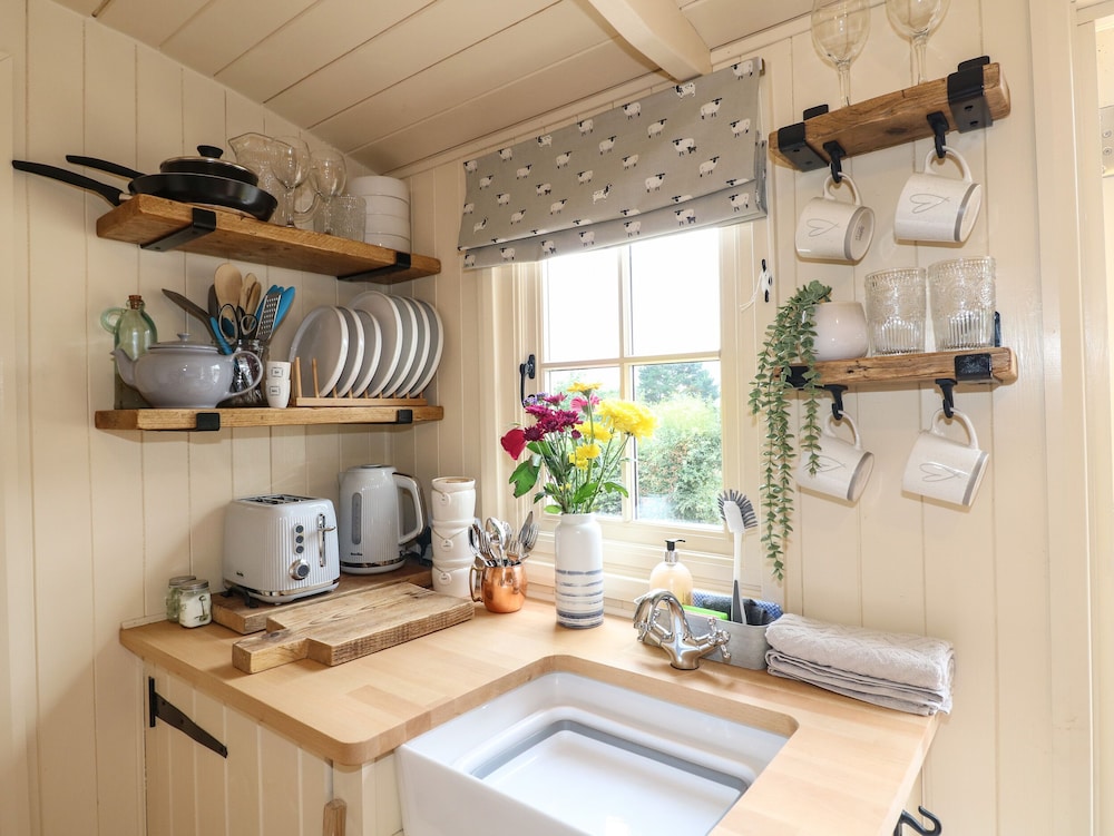 High Grounds Shepherd's Hut