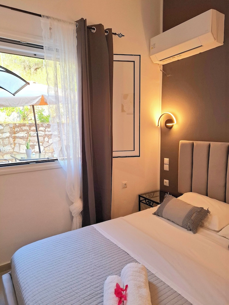 Alegria Apartments