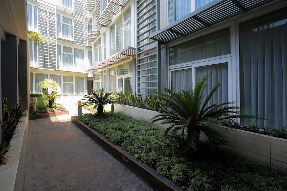Glenwood Residences