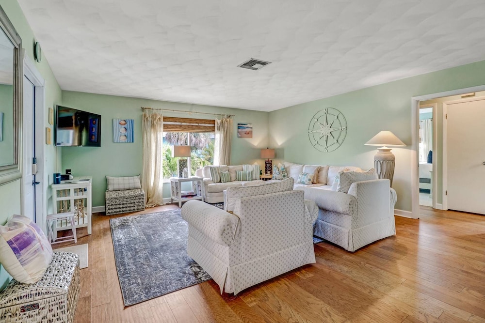 120 Bay Mar Dr view 2