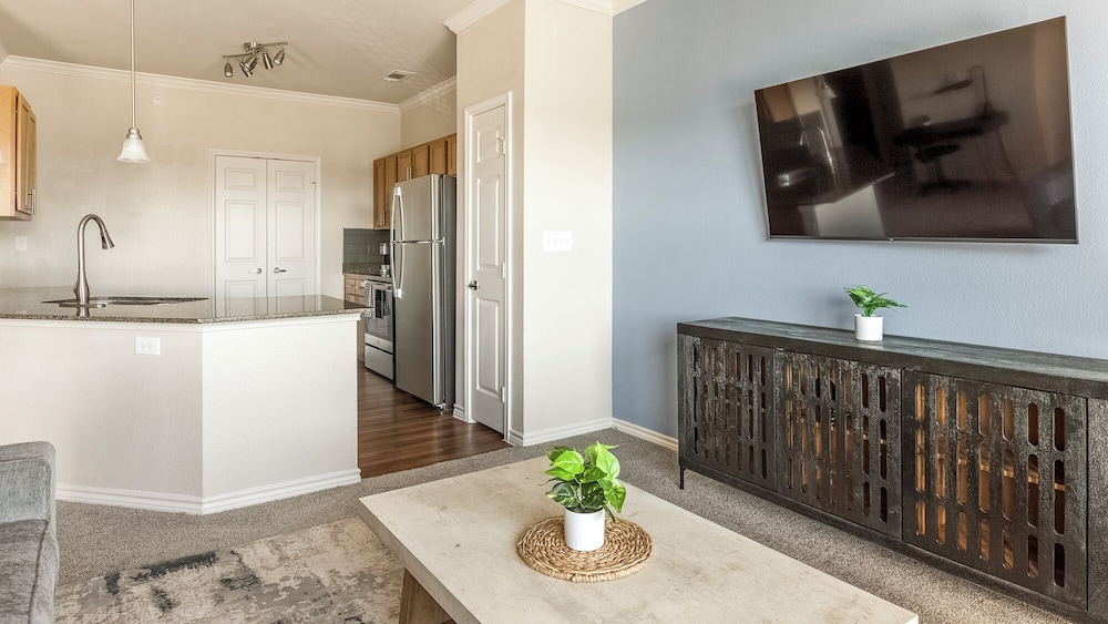 Landing Furnished Apartments near East Arlington