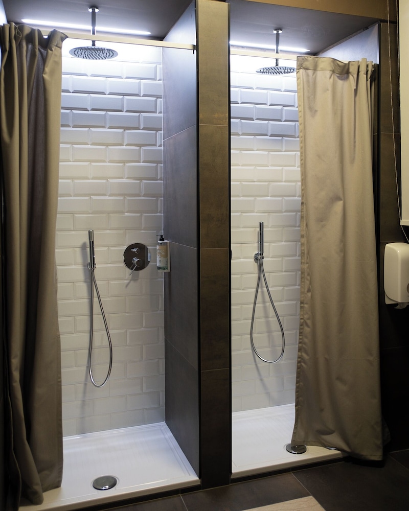 Hostelò Luxury Hostel