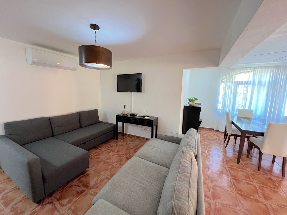 TROPICAL VILLAS playa LOS CORALES