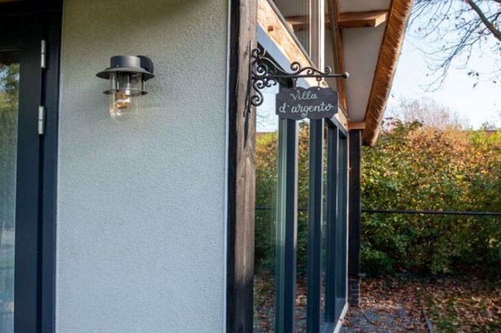 Tranquil Holiday Home in Alphen-chaam With Stables view 2