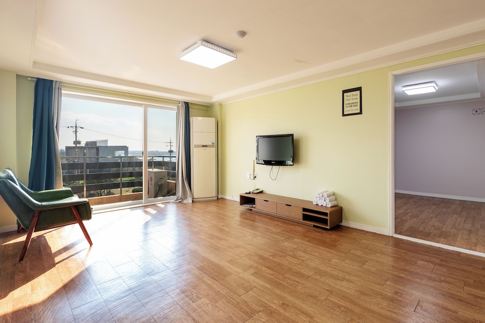 Jeju Tovice Condo New Building