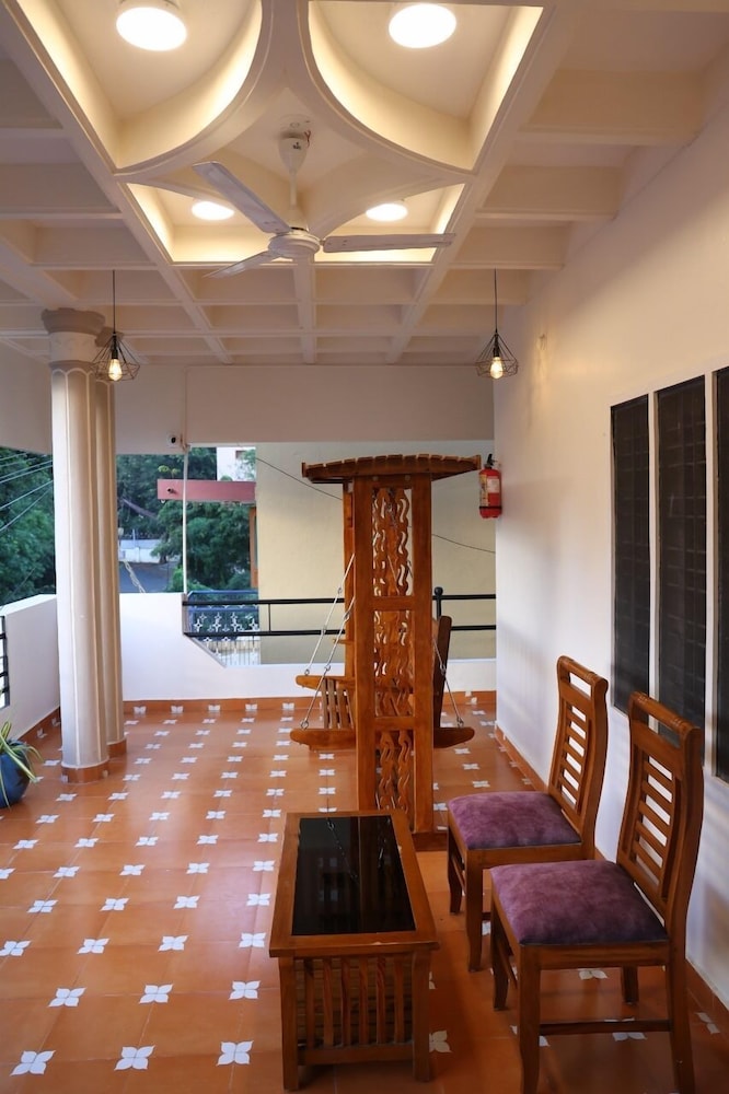 Dwaraka Guest House