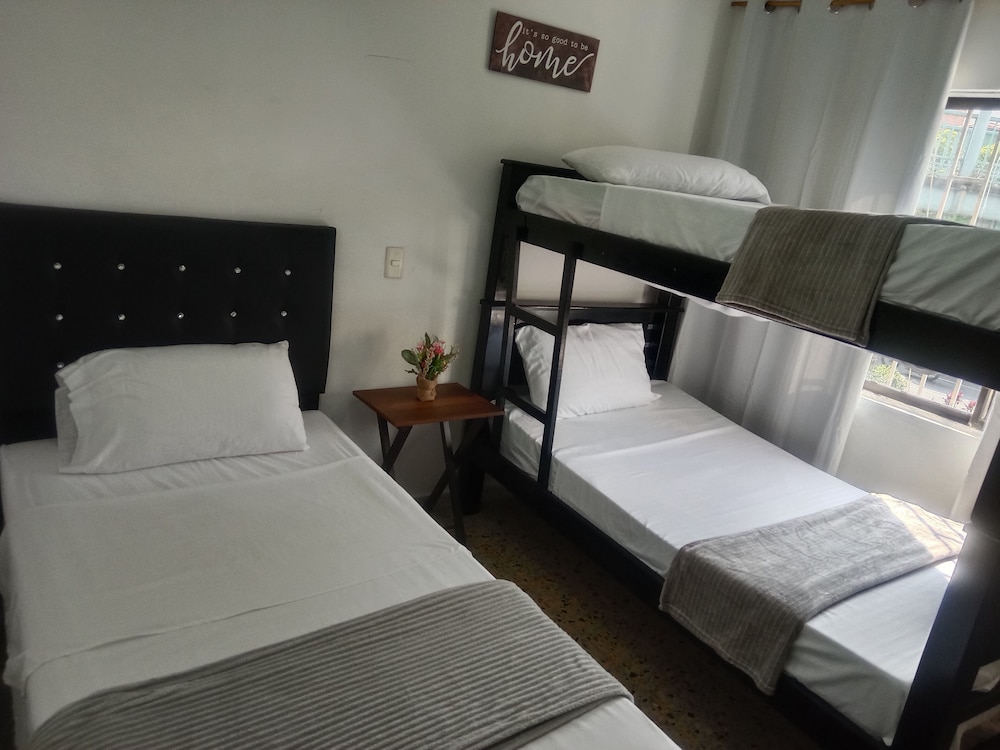 House Hotel Sweet Home Apt 3 Bedrooms 201