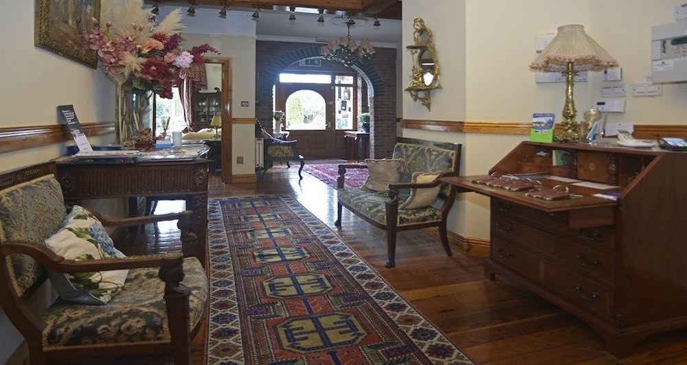 Moyglare Lodge Country House B&B