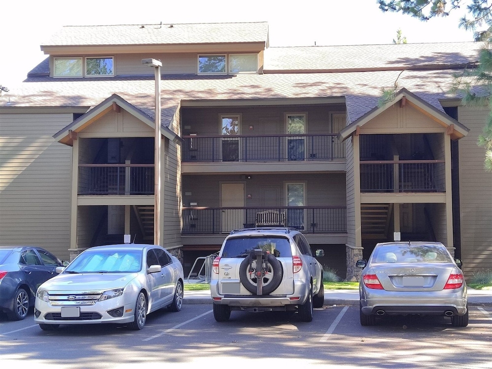 7th Mtn 823f 3 Bedroom Condo