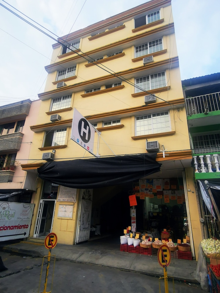 Poza Rica Vacations - Hotel Casa Real - Property Image 1