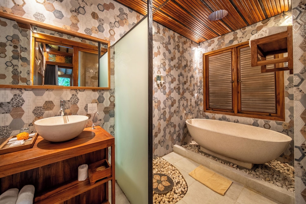 Parvati Retreat Villas