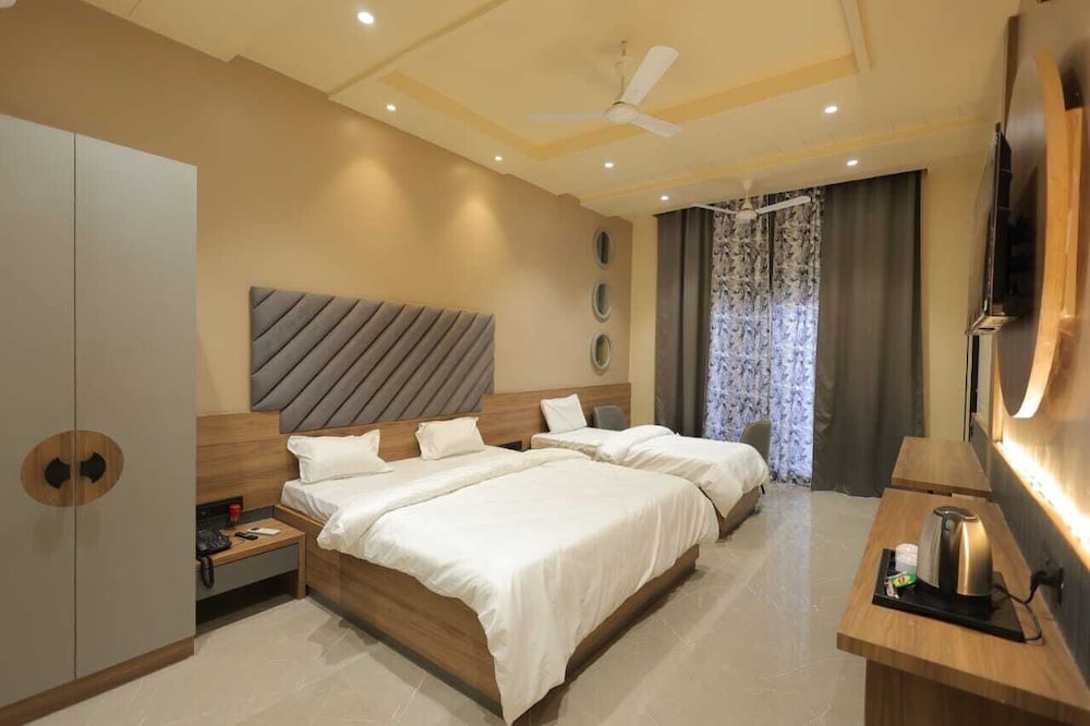 Hotel Black Harbour