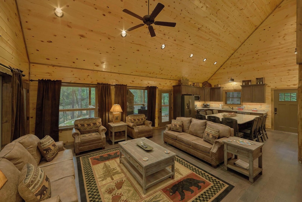 Adventure Lodge