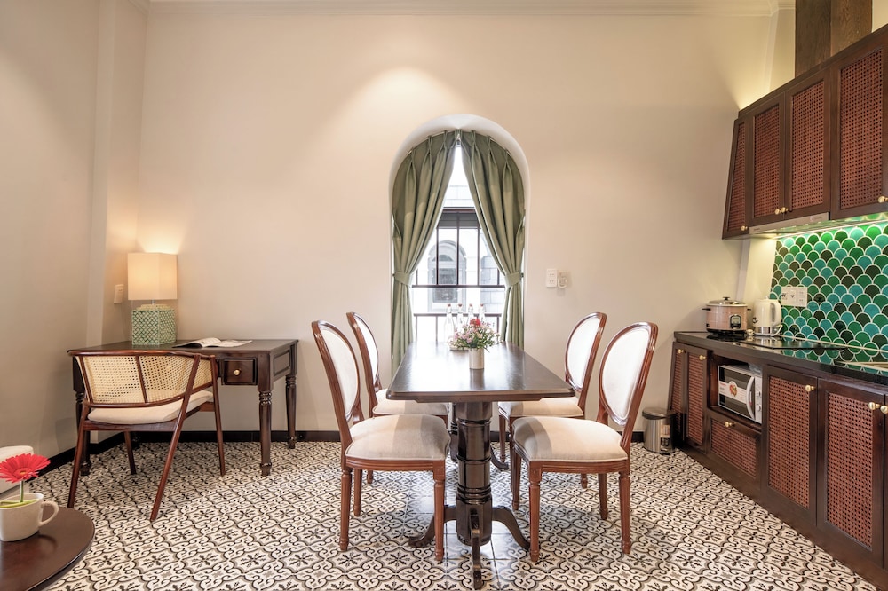 JULIE's HOUSE - LUXURY APARTMENT - HUE