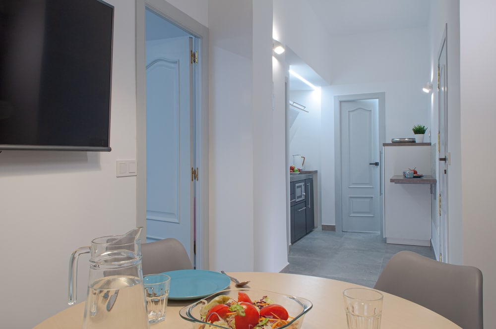 ABAL Apartments - Barrio