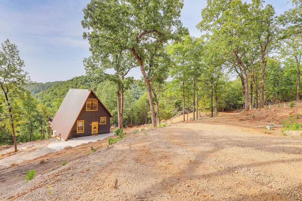 A-frame Hardy Cabin w/ Spring River Views! view 5