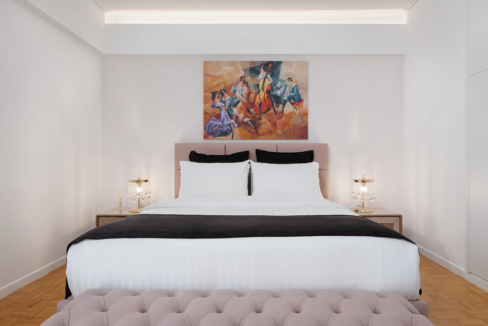 Athens Golden Light Premium Residence