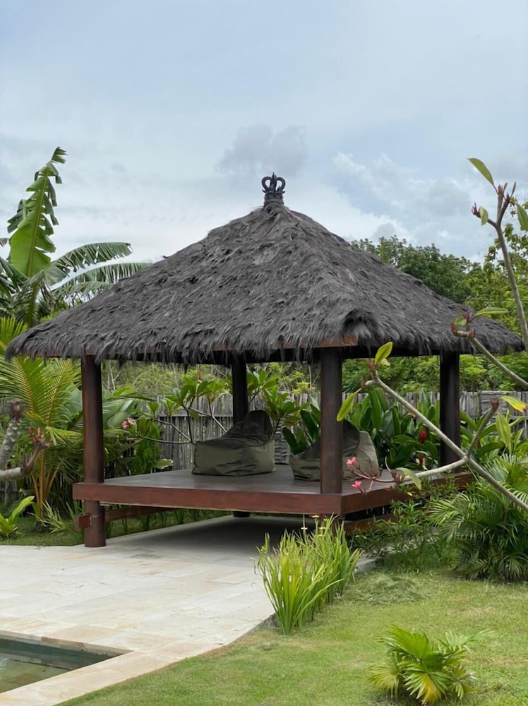 Baha Baha Villas, Sumbawa Barat - 24