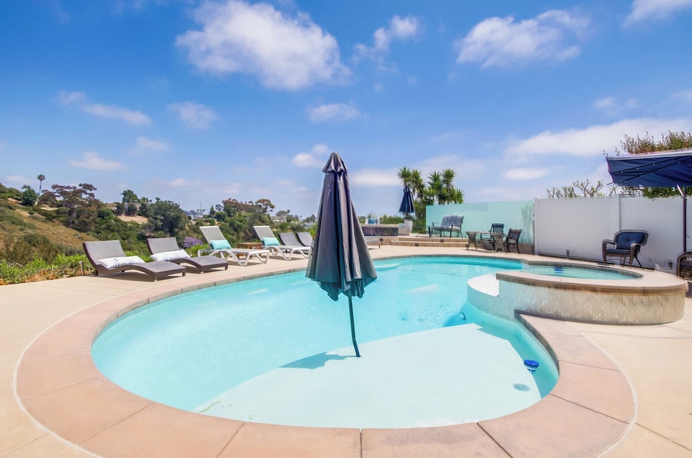 La Jolla Oasis