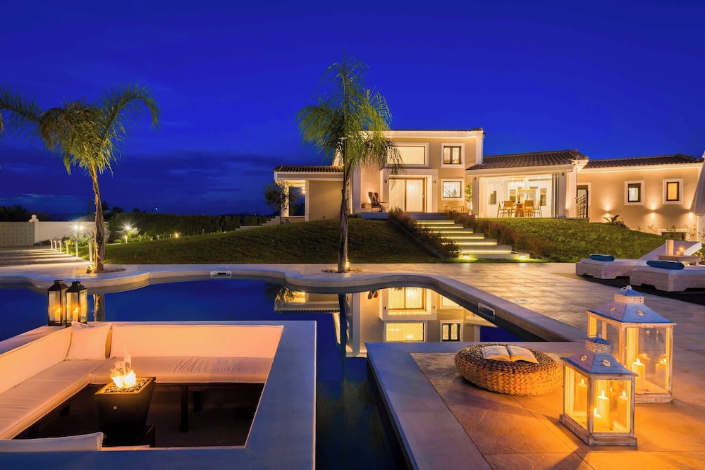Villa Shangri-la