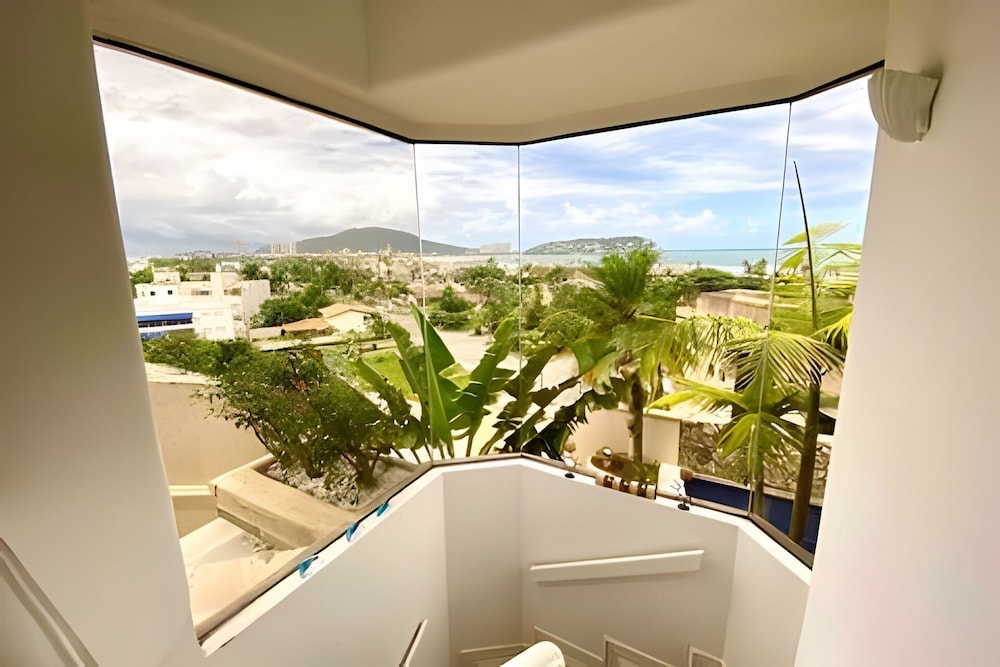 Cobertura Triplex no Guarujá SP 1