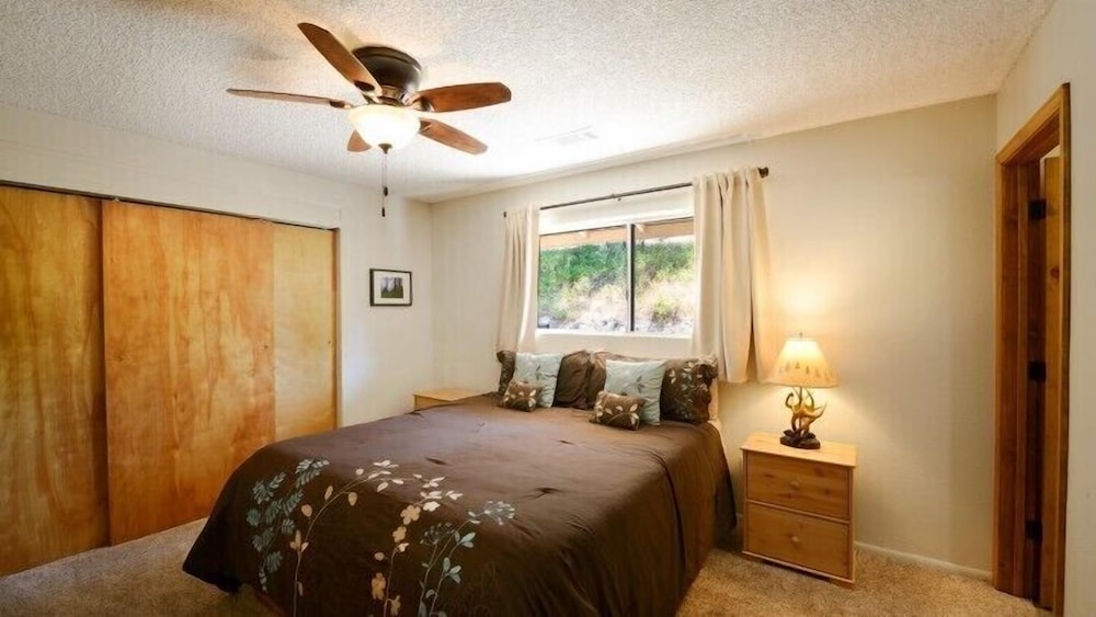 Scenic Wonders Blue Bird Ranch 3 Bd view 3