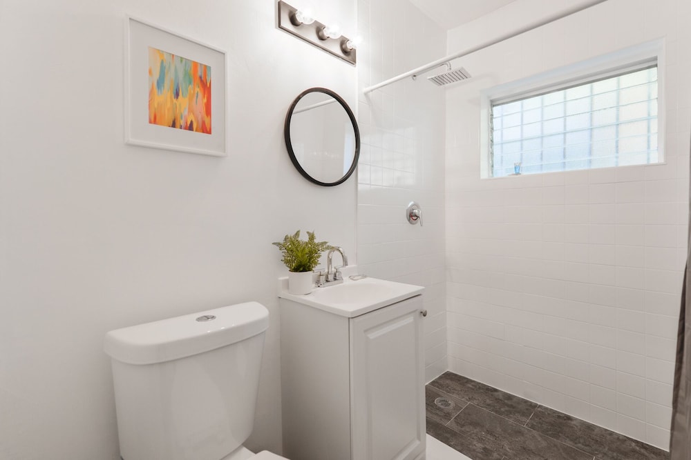 Fabulous Studio 15 min from The Beach