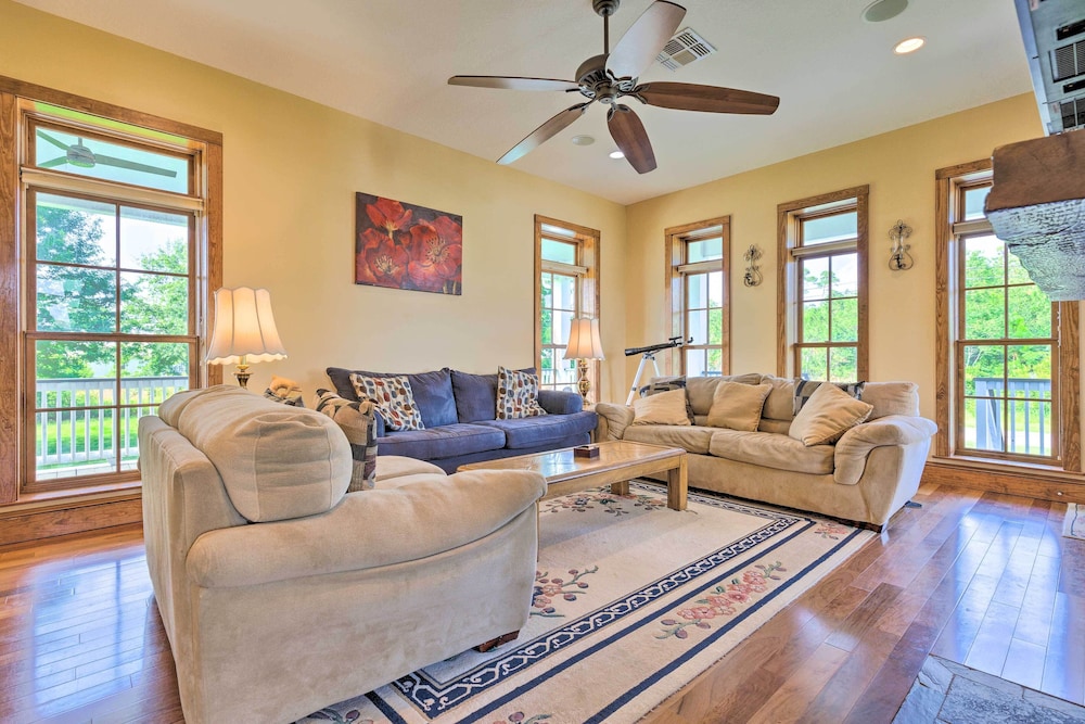 Bright Waveland Home - Walk to Beach Access! view 4