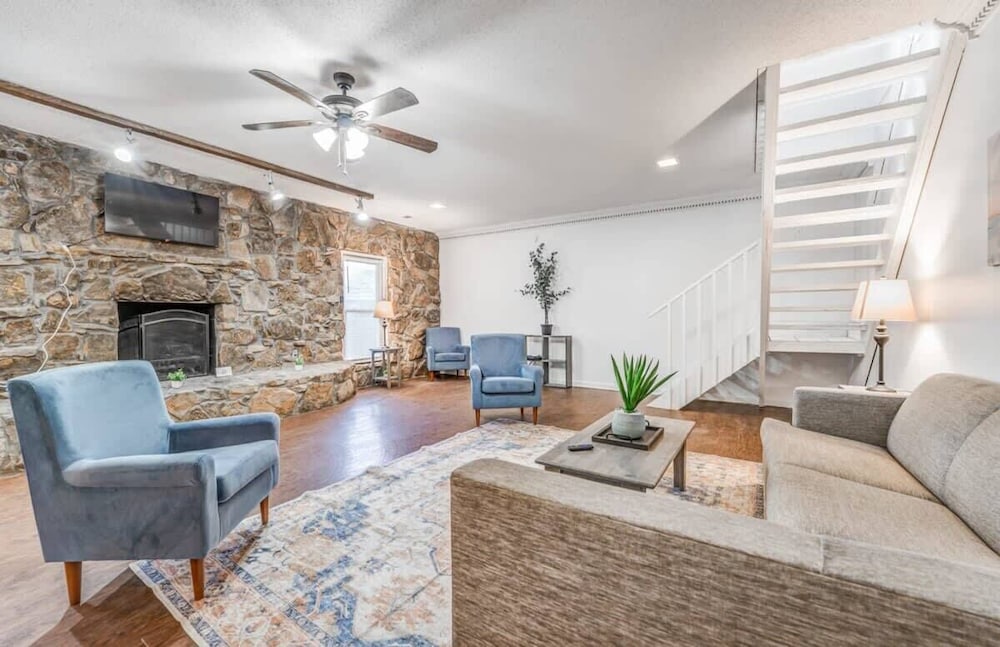 Parnassus Cottage