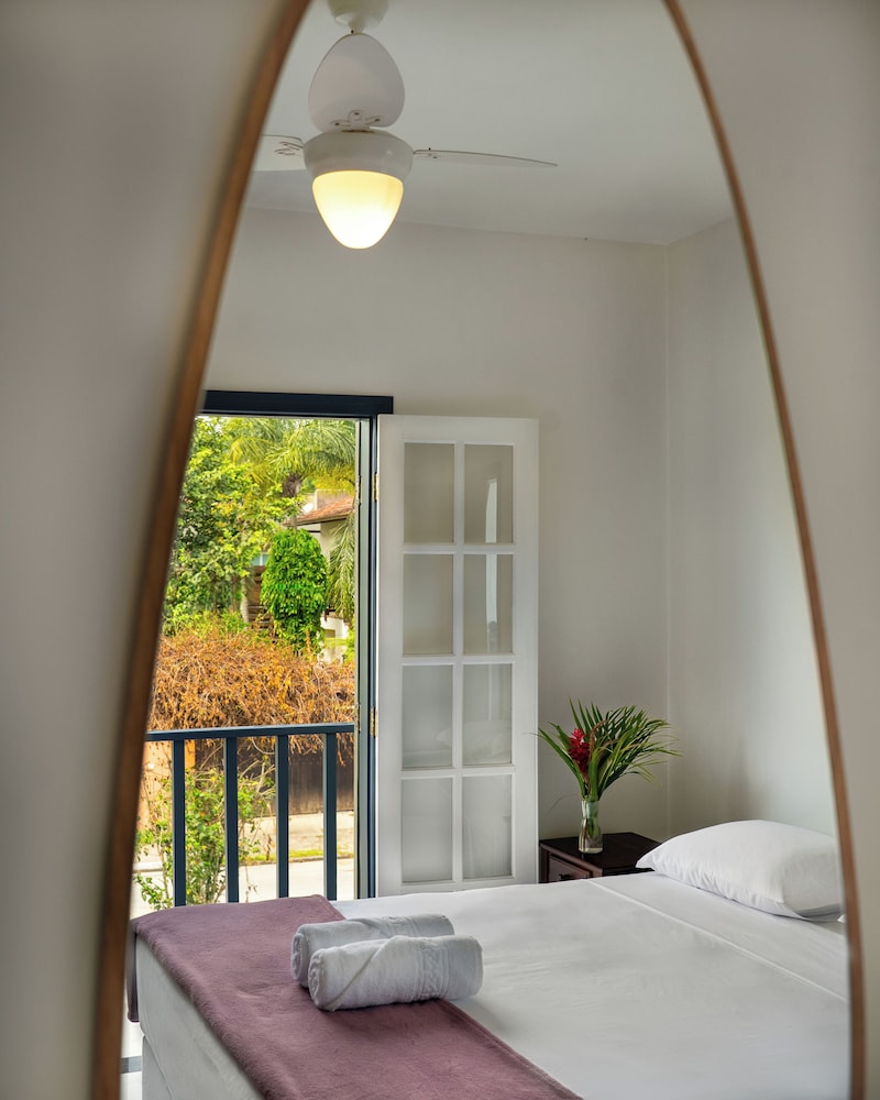 Casa Poema Paraty
