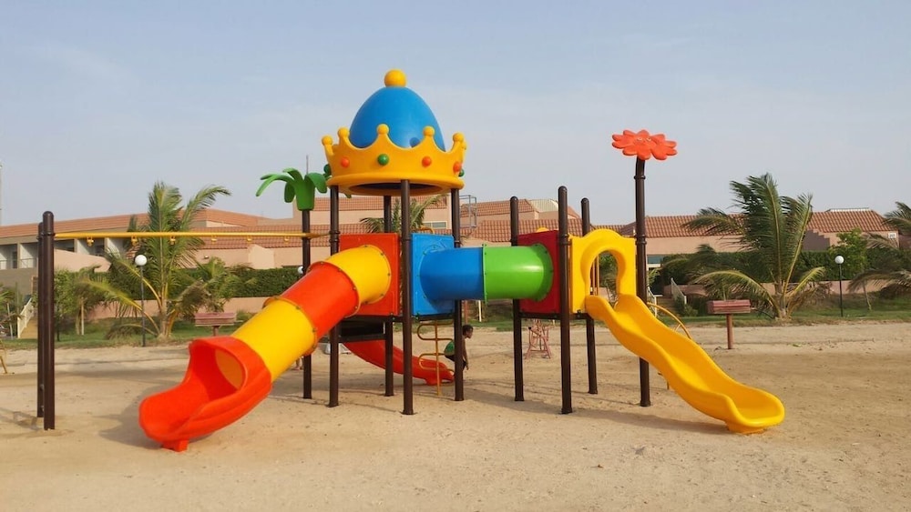 Hotel & Resort Golden Marina Yanbu فندق ومنتجع جولدن مارينا ينبع إدارة وتشغيل شركة منتجع المرسى الذهبي