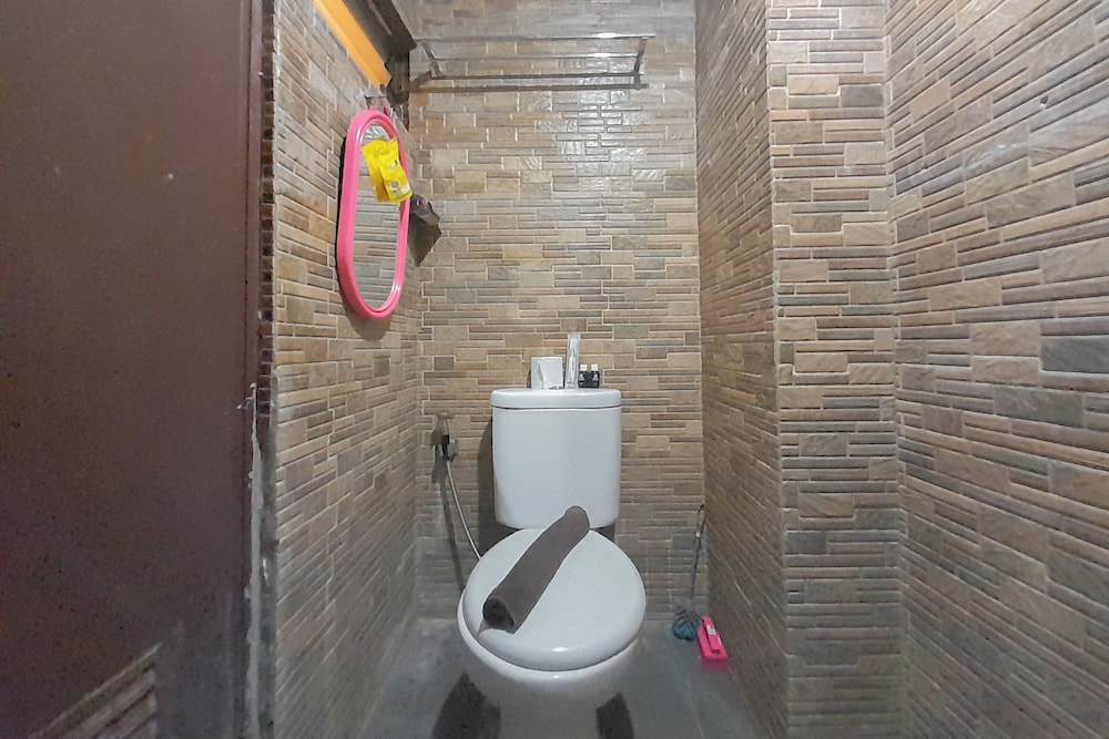 Simply Look Studio Apartment Gateway Ahmad Yani Cicadas